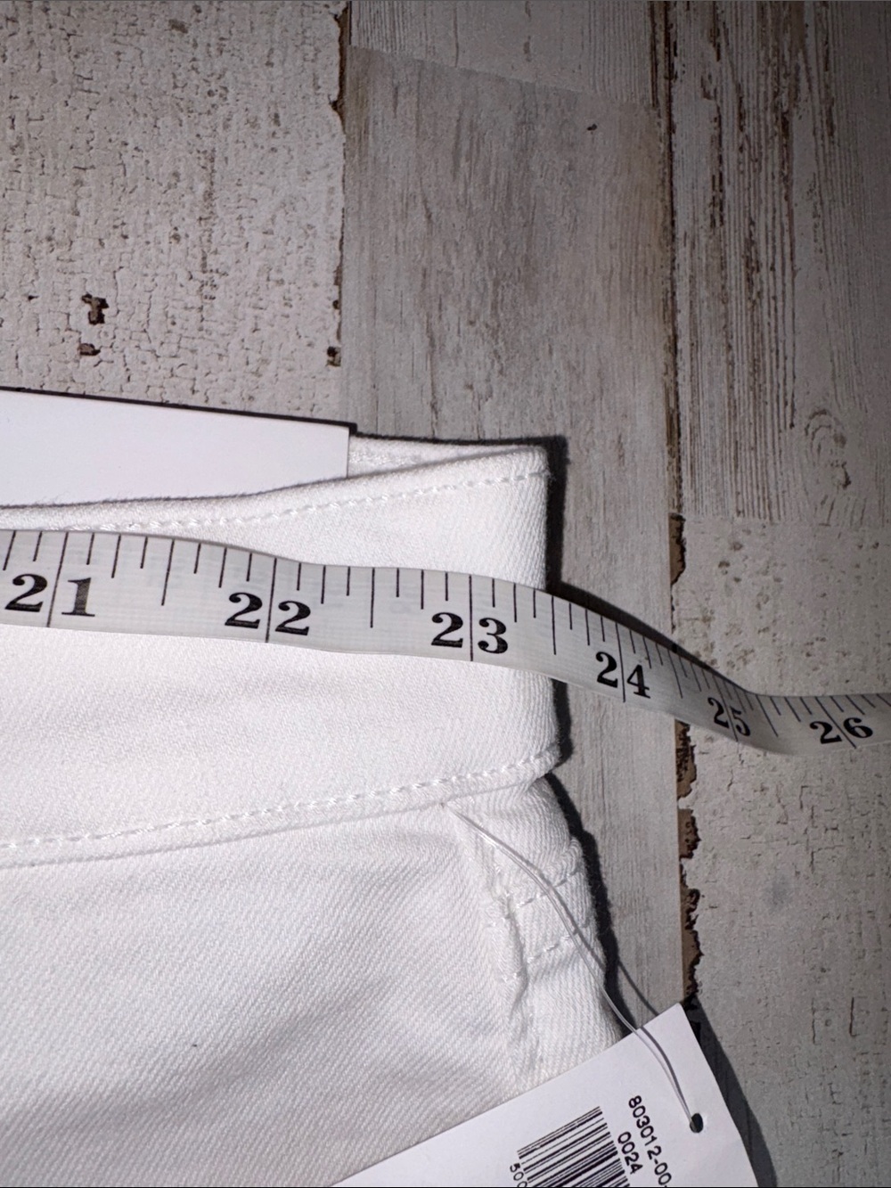 Old Navy High-rise White Denim Rolled Cuff Shorts Plus Size 24 - Picture 4 of 13